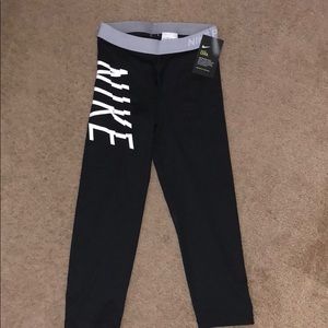 “New” Nike Capri leggings